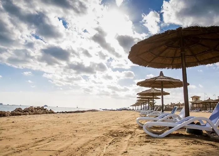 Nubian Village Sky, Daire
